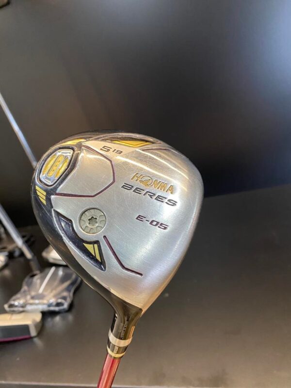 Gậy gỗ 5 Honma 3 sao E-05