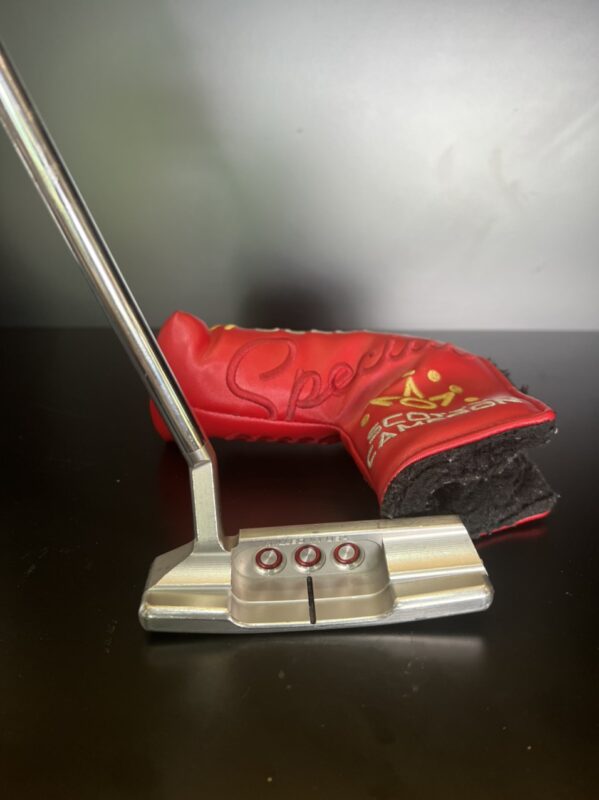 Putter Titleist scotty cameron