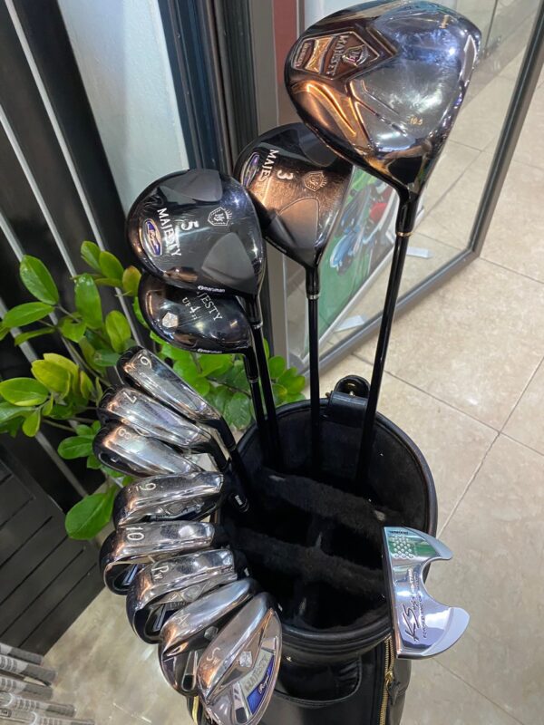 Bộ gậy Fullset Majesty Royal SR