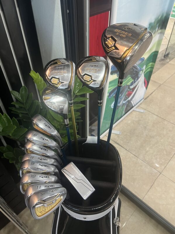 Bộ gậy Honma 3 sao S-06 12 gậy R
