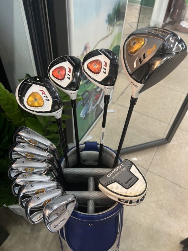 Bộ Taylormade R11 gồm 12 gậy