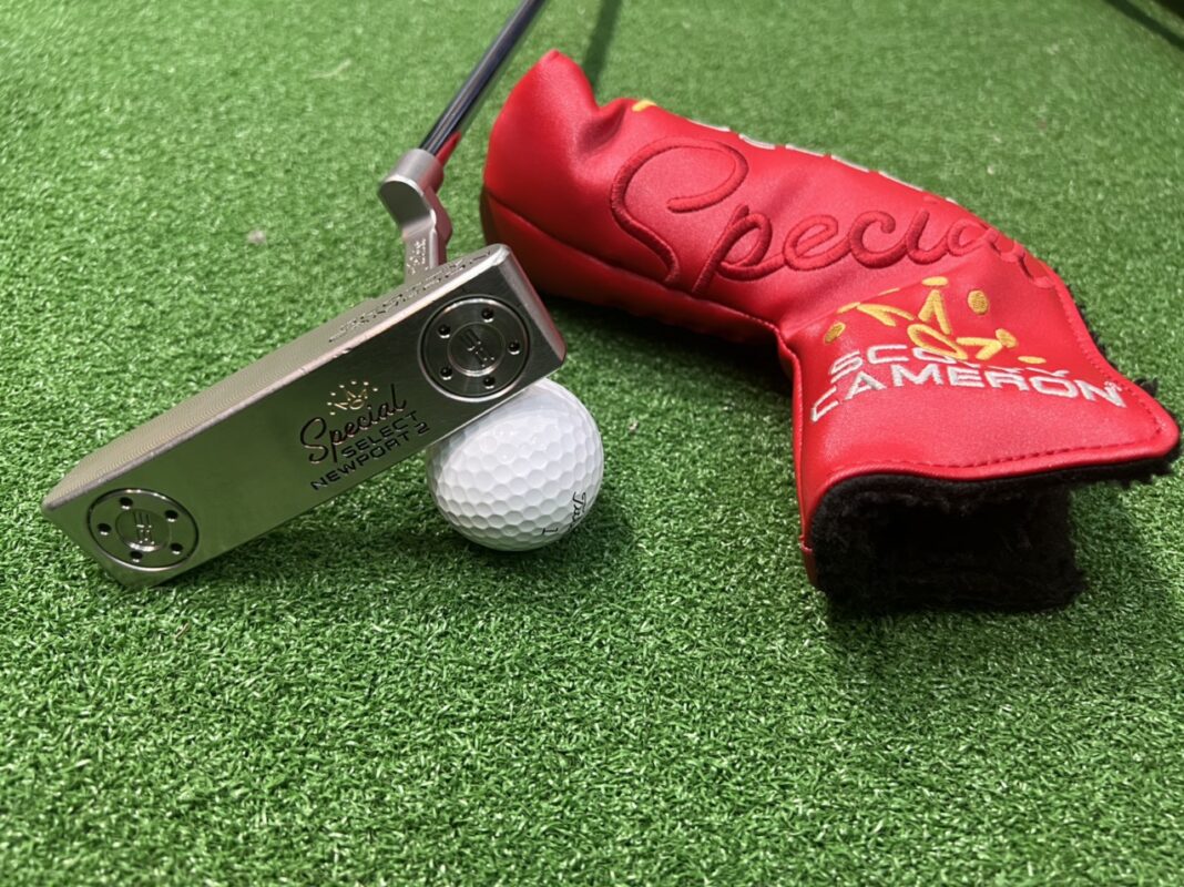 Putt Titleist scotty cameron new port 2