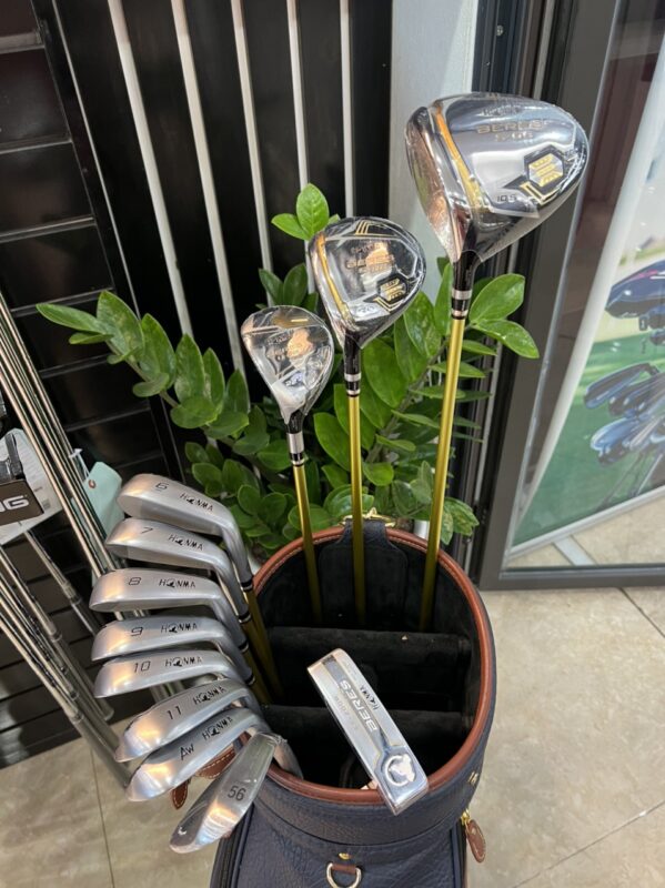 Bộ Gậy Honma 3 sao tay trái S-06 (12 gậy cán R)