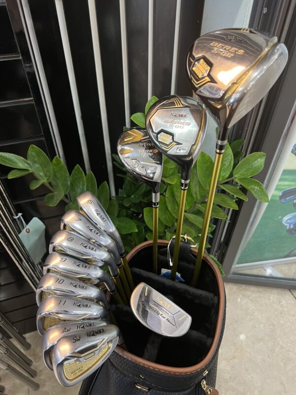 Bộ Gậy Honma 3 sao S06 (12 gậy)