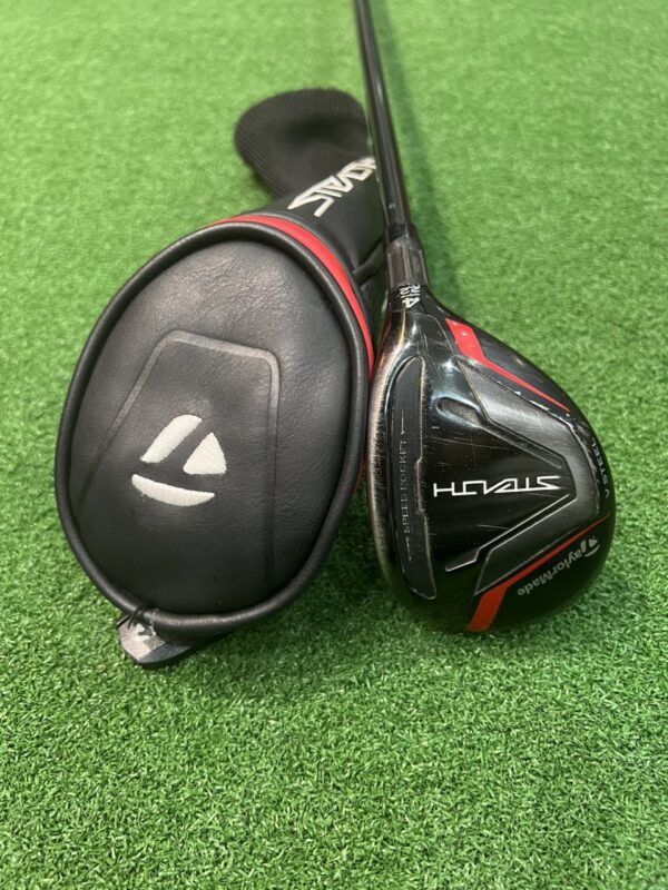 Rescue 4 Taylormade Stealth  22 độ cán S