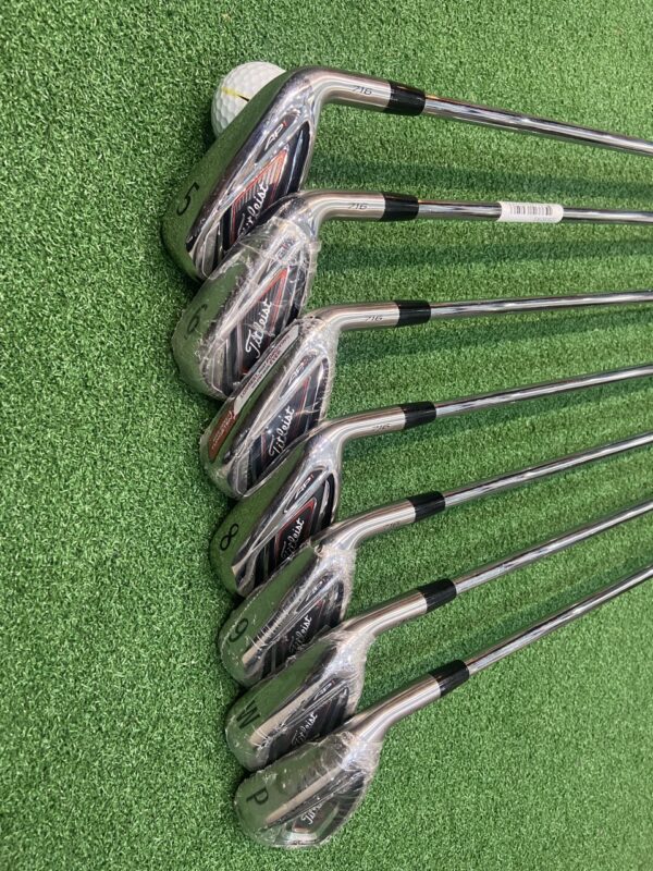 Bộ sắt Titleist AP1 716 cán 950R