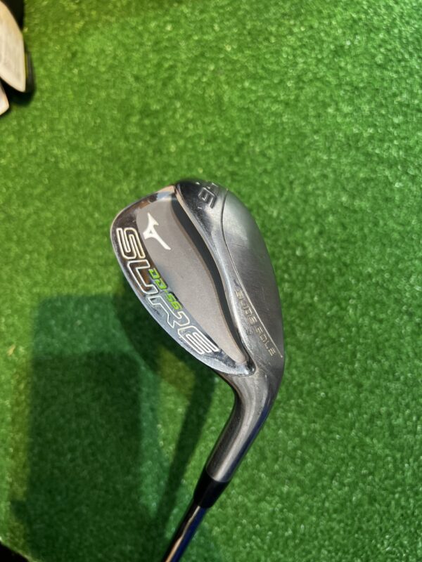 56 độ Mizuno