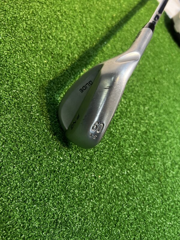 60 độ ping tay trái glide