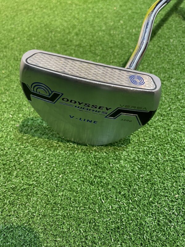 Putt Odyssey stroke lab V-line